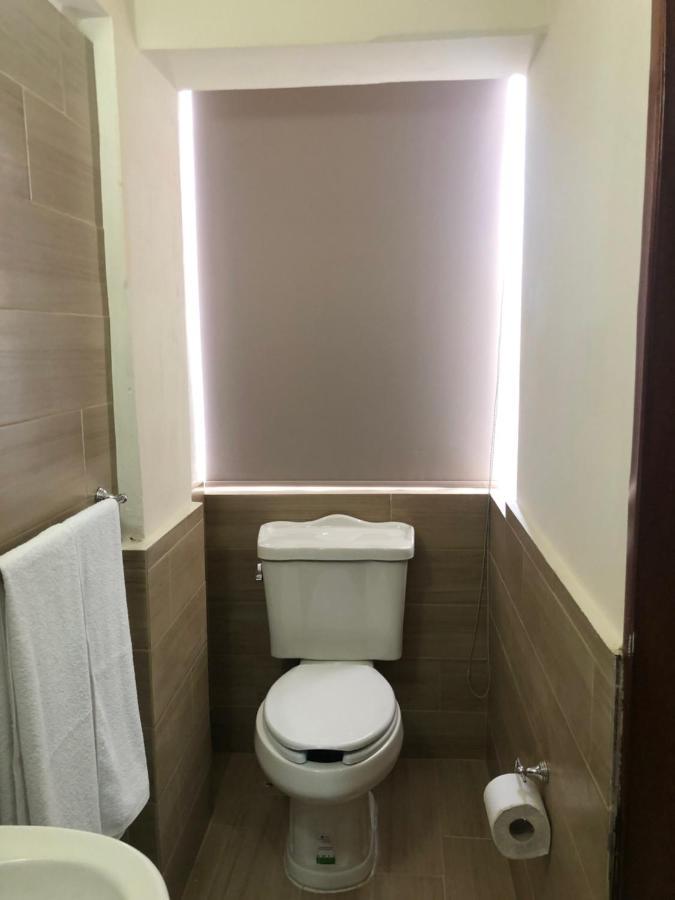 לוס מוצ'יס Hotel Lorena מראה חיצוני תמונה
