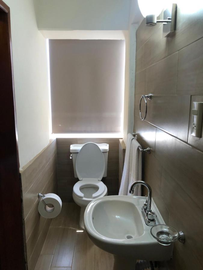 לוס מוצ'יס Hotel Lorena מראה חיצוני תמונה